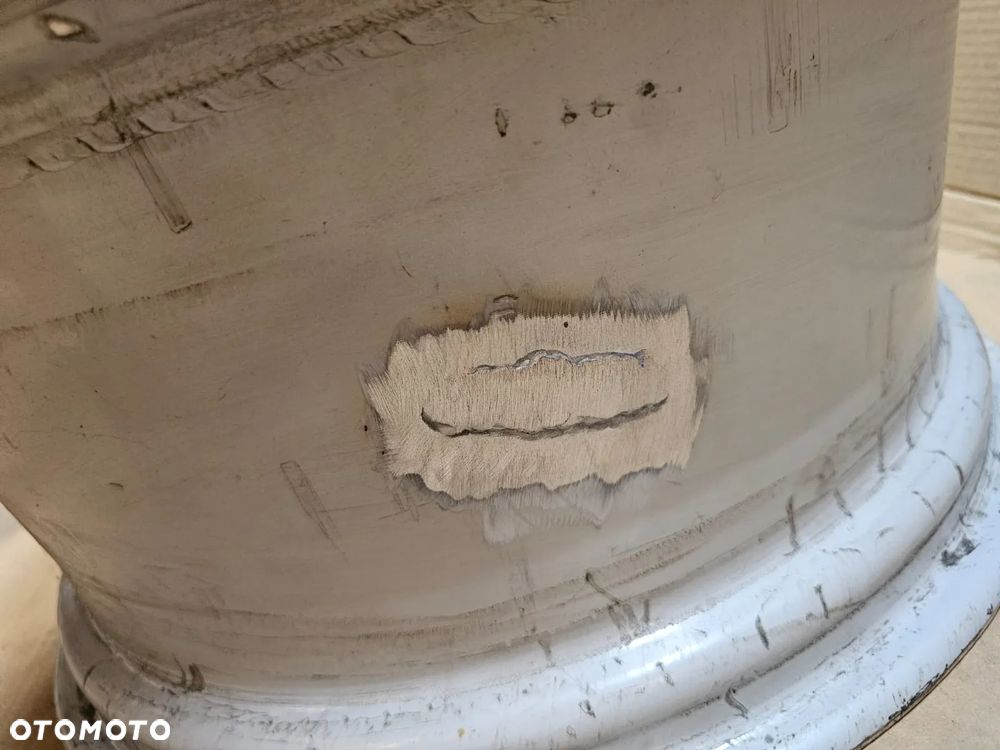 (F68) Mercedes-Benz OE / A2214012702 AMG / 9,5Jx19 ET43 5x112 - 11