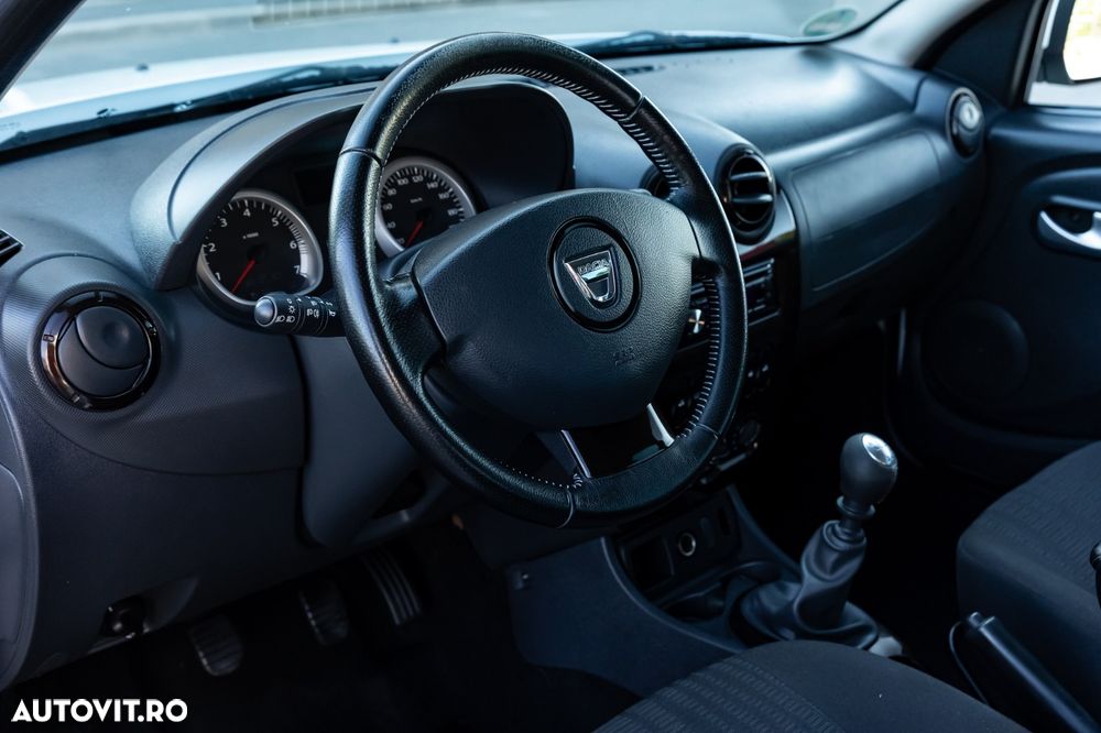 Dacia Duster 1.5 dCi 4x2 Laureate - 12