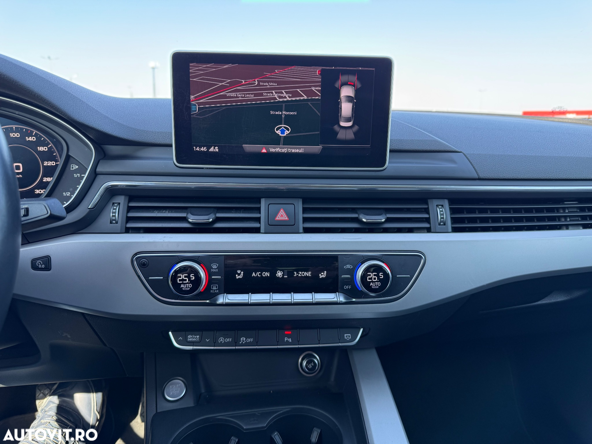 Audi A4 2.0 TDI ultra S tronic Design - 30