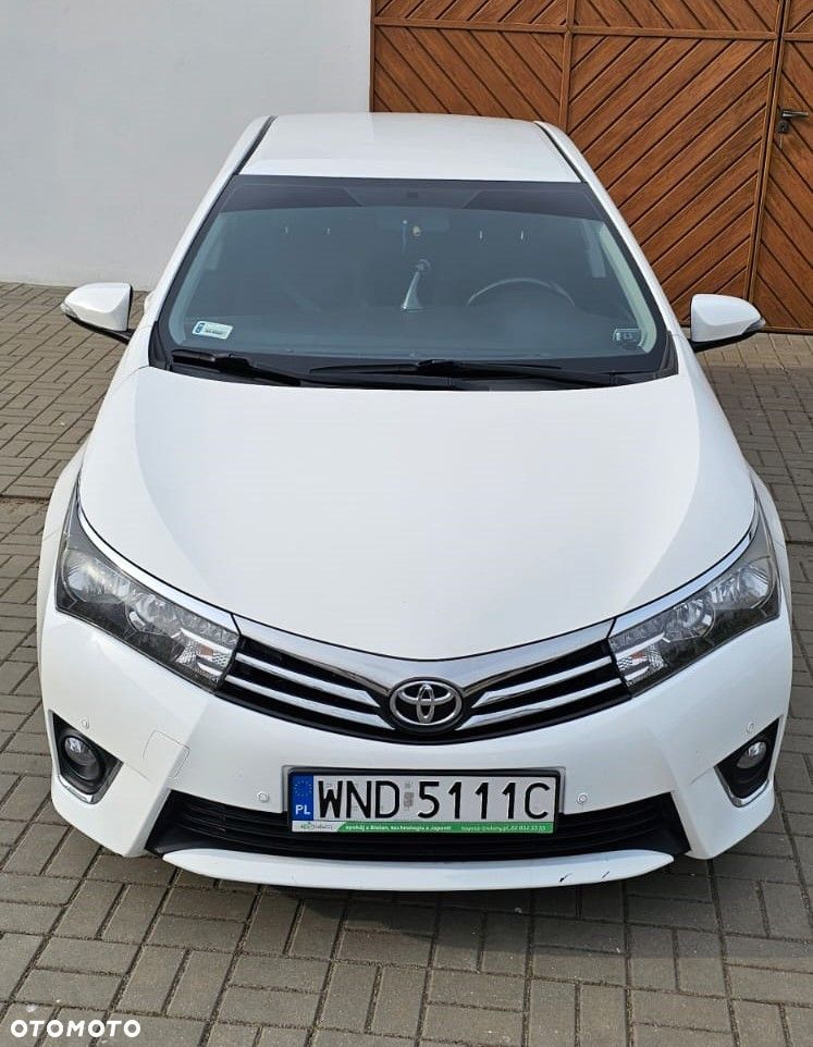 Toyota Corolla 1.4 D-4D Premium EU6 - 5