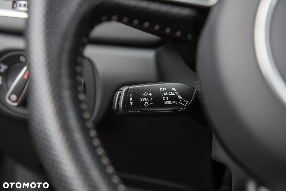 Audi Q3 2.0 TFSI Quattro Design S tronic - 33