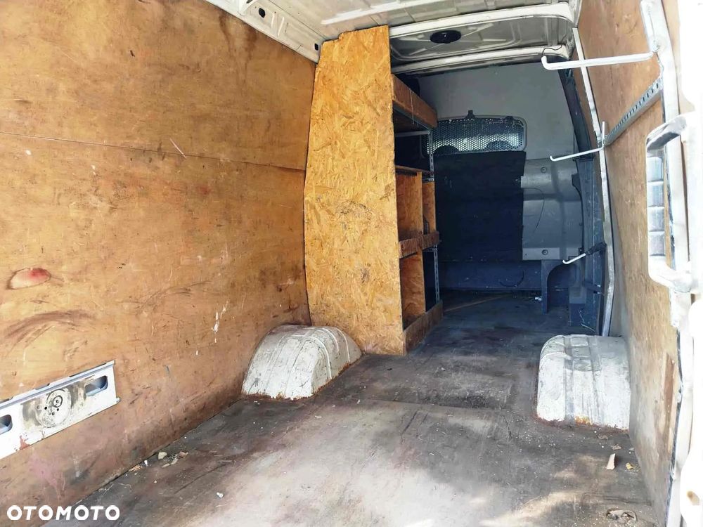 Iveco DAILY 35C15 3.0 D - 16