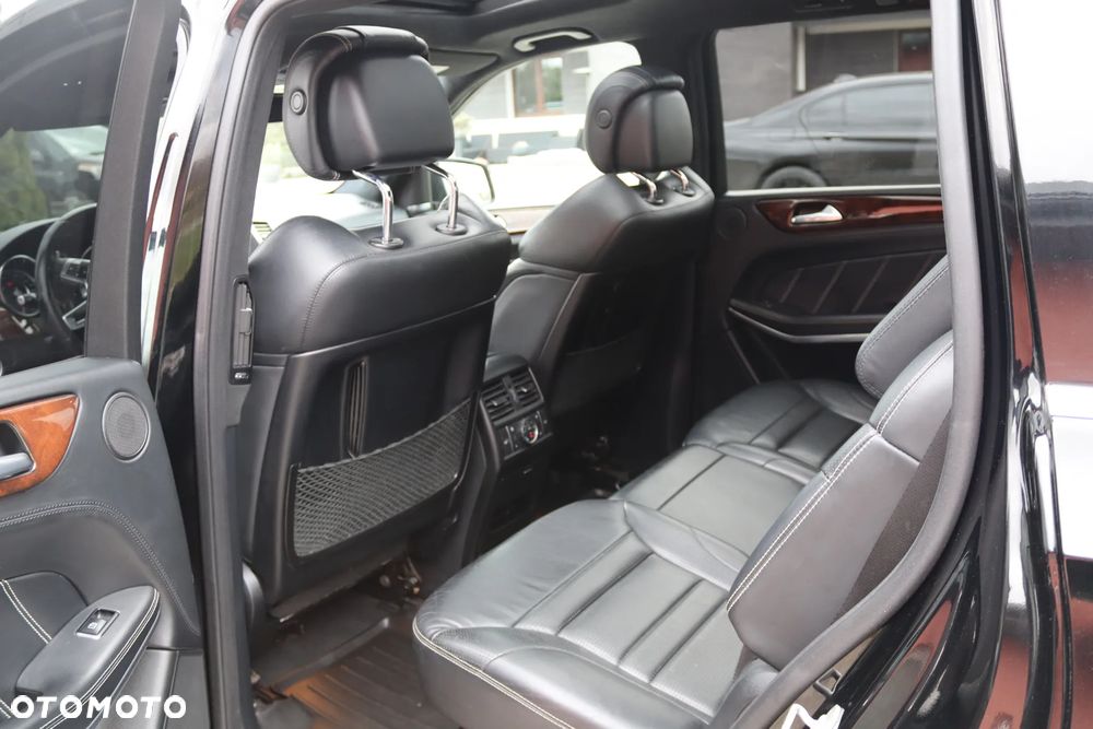 Mercedes-Benz GL - 25