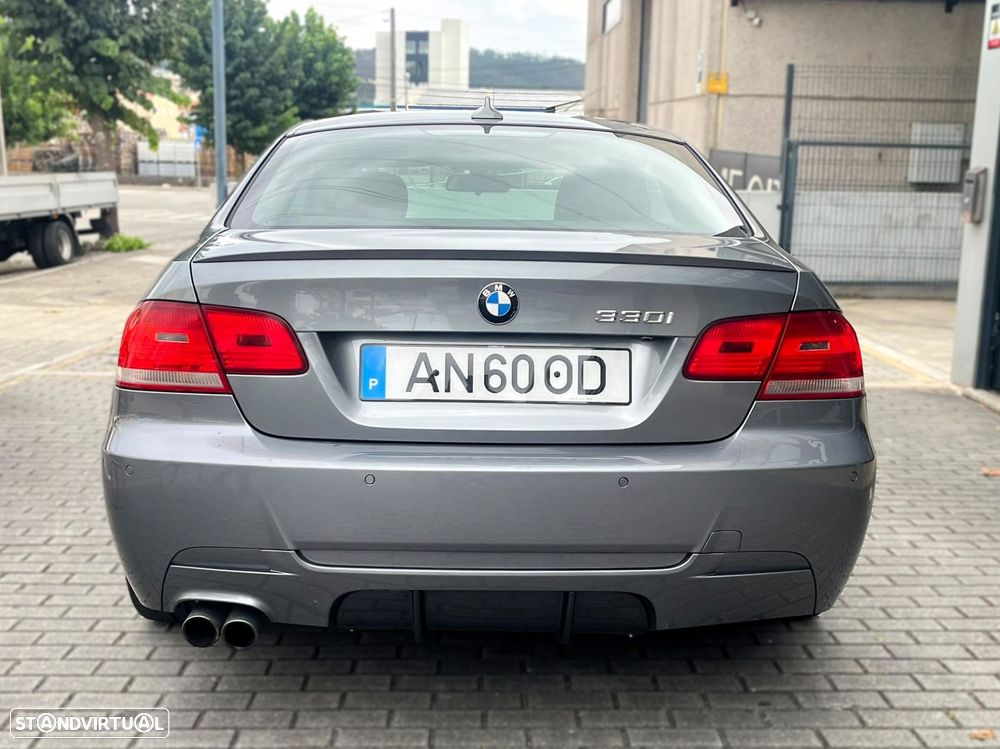 BMW 330 i - 3