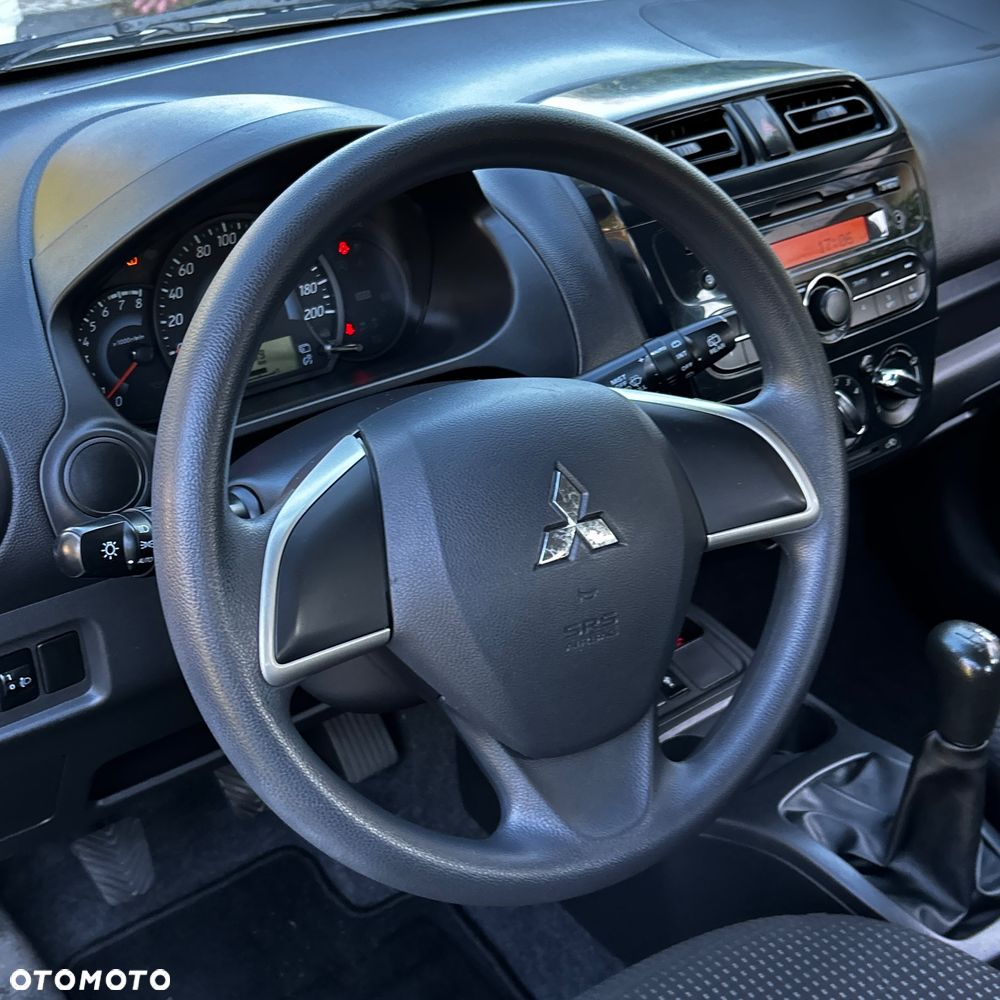Mitsubishi Space Star - 13