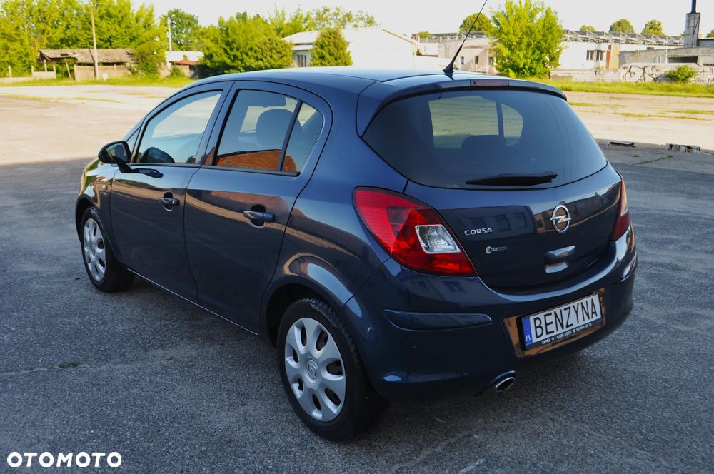 Opel Corsa 1.4 16V Satellite - 7