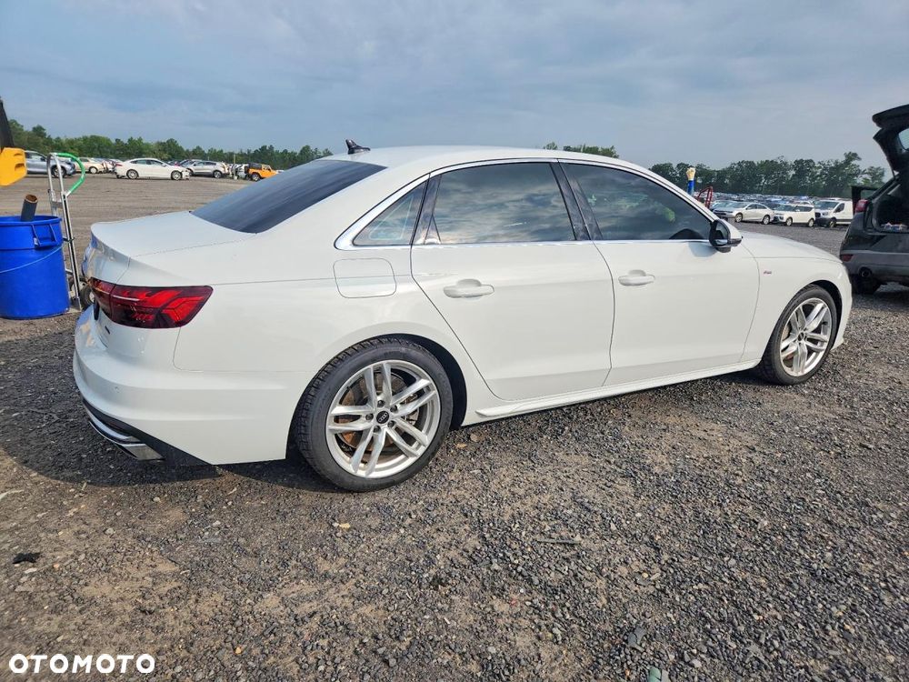Audi A4 Limousine - 2