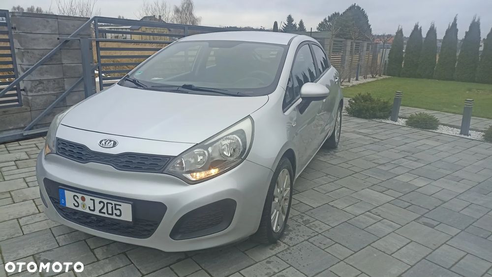 Kia Rio 1.4 Dream Team Edition - 8