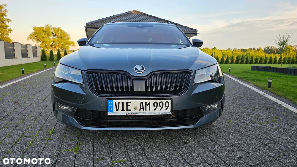 Skoda Superb 2.0 TDI DSG Sportline - 3