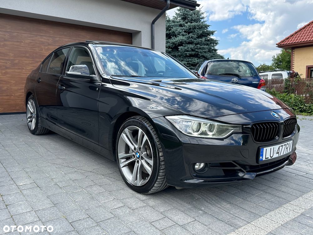 BMW Seria 3 335i xDrive Sport Line - 1
