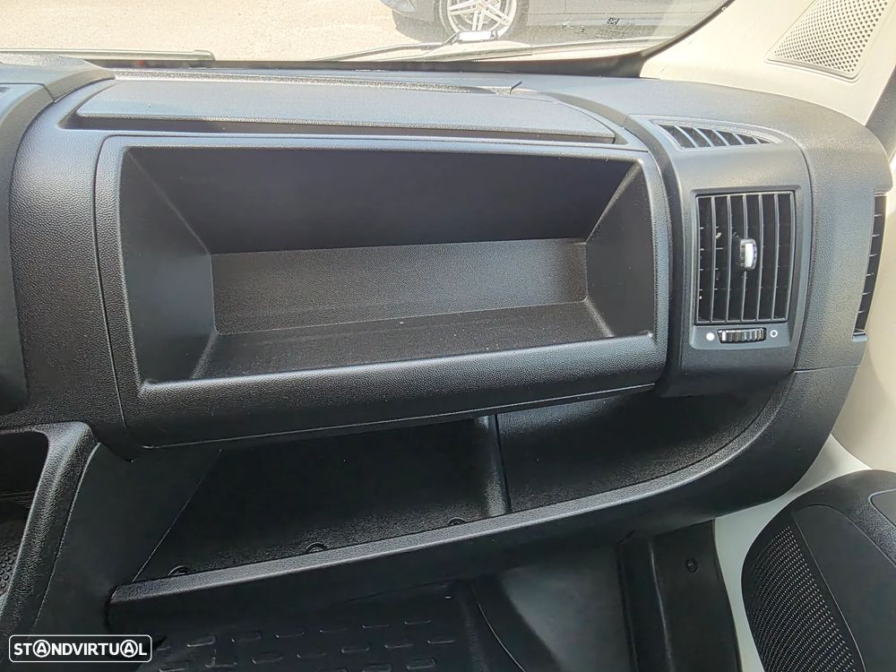 Citroën Jumper 2.2 BlueHDi 35 L3 CD - 25
