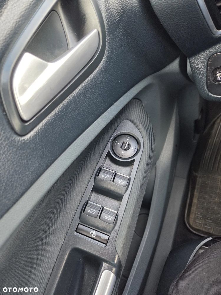 Ford C-MAX - 21