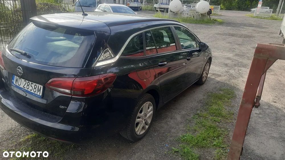 Opel Astra 1.6 CDTI Dynamic S&S - 4