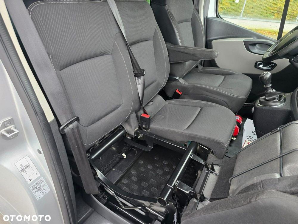Renault Trafic - 21