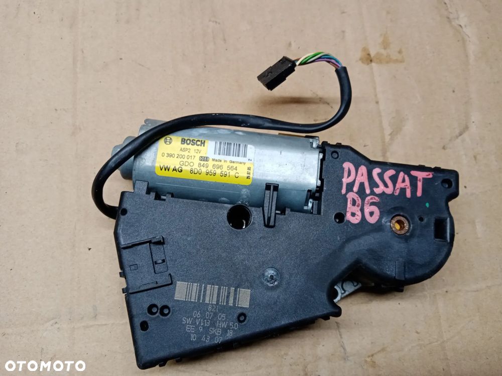 Silniczek szyberdachu VW Passat B6 8D0959591C - 3