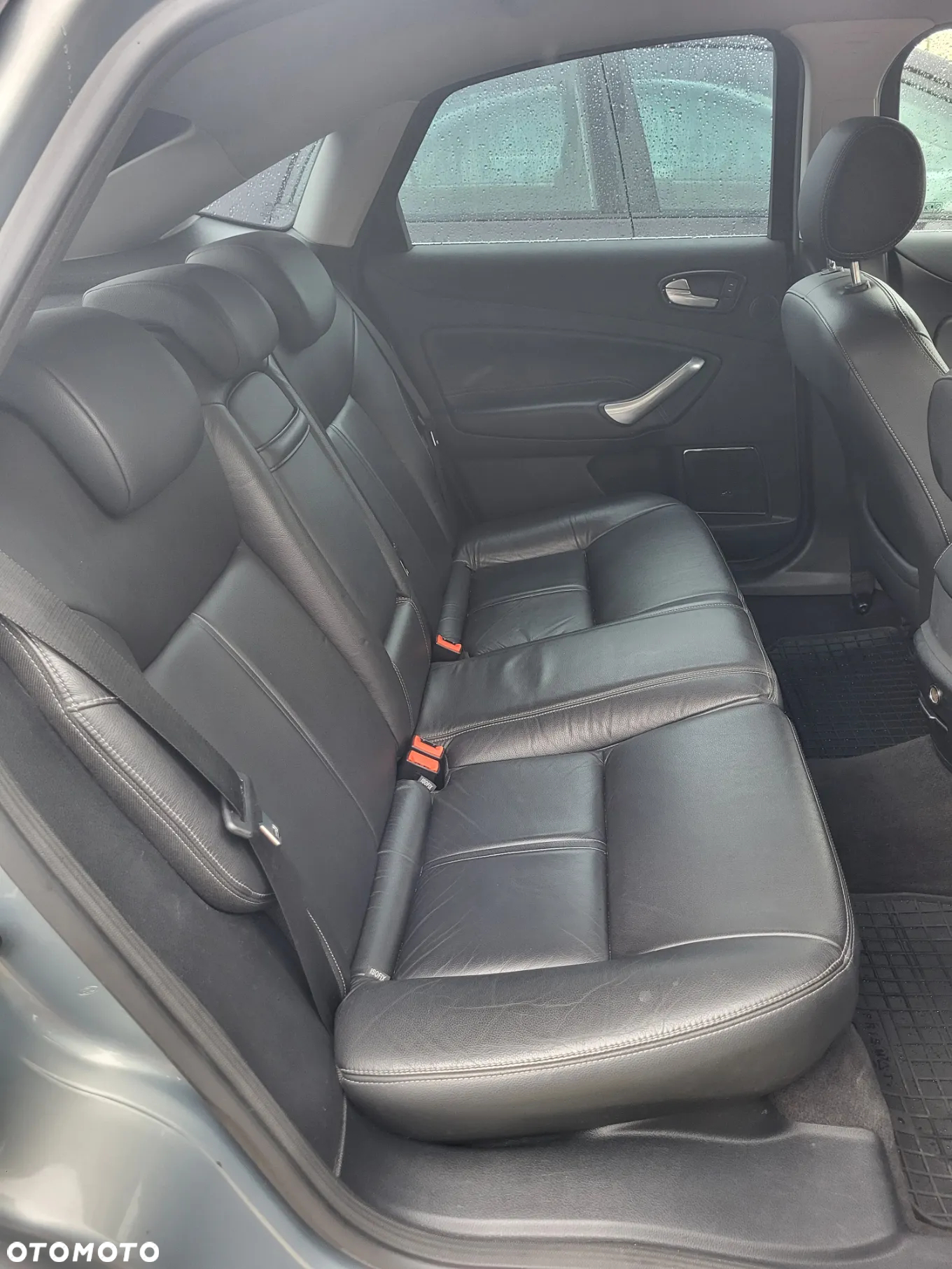Ford Mondeo 2.0 TDCi Ghia - 14