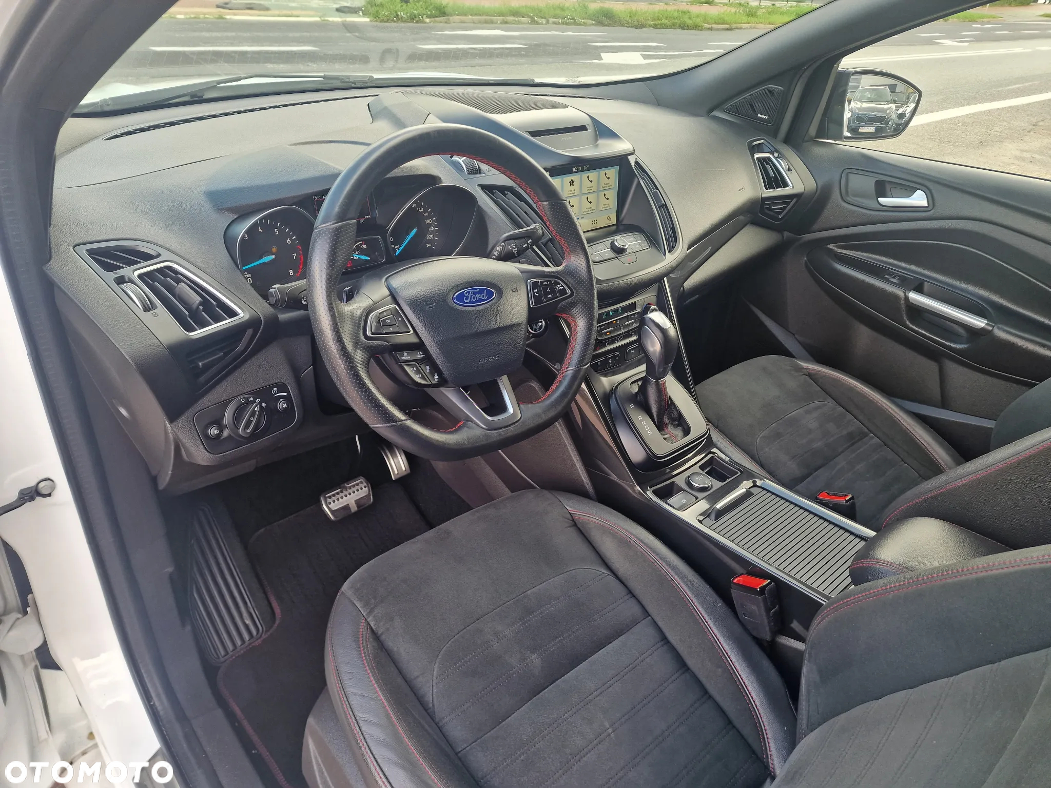 Ford Kuga 1.5 EcoBoost FWD ST-Line ASS GPF - 9
