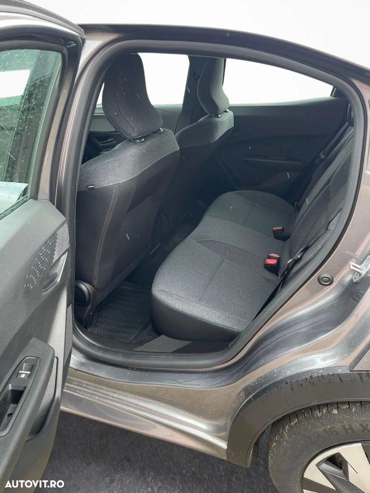 Renault Clio VI TCe 115 Evolution - 9