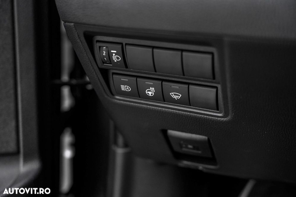 Toyota Yaris Cross 1.5 VVT-i HSD 4x4 Dynamic - 23