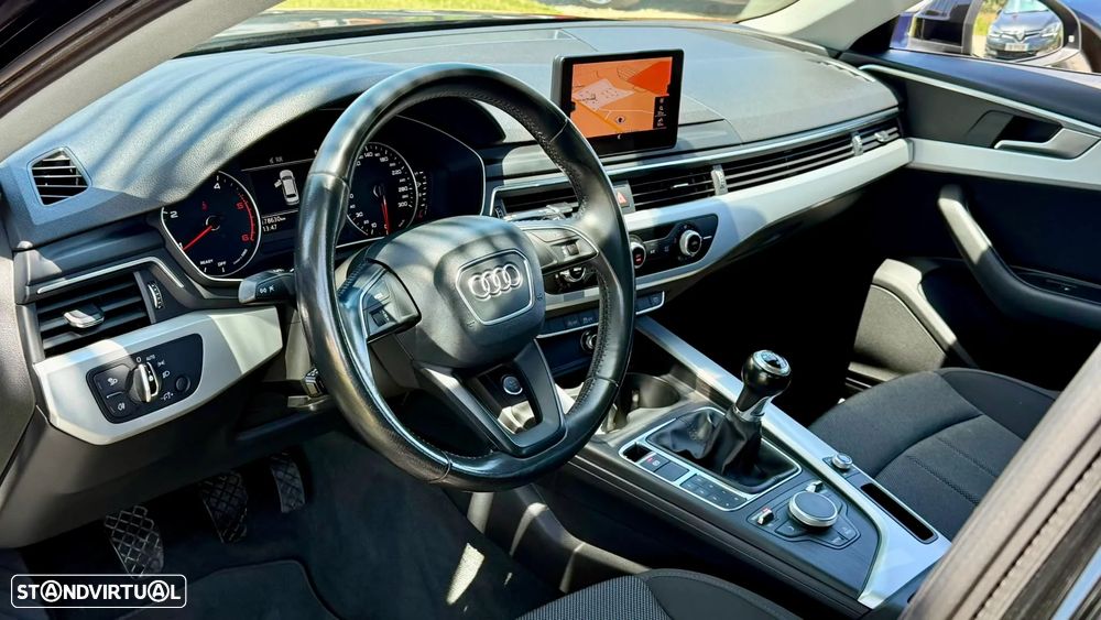 Audi A4 Avant 2.0 TDI Advance - 6