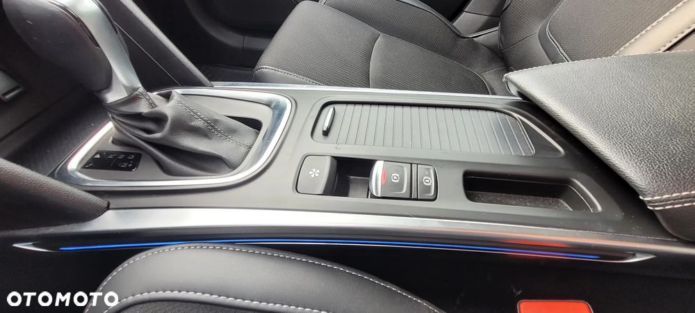 Renault Megane 1.5 Blue dCi Intens EDC - 19