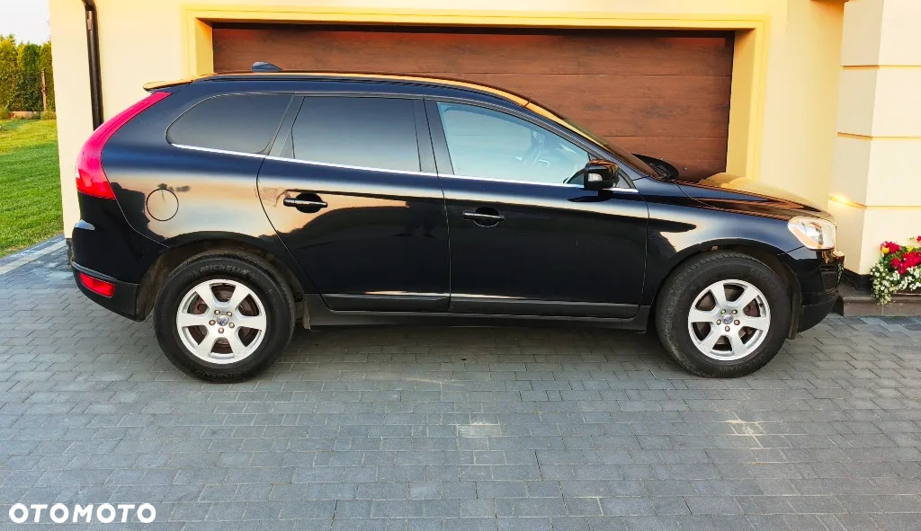 Volvo XC 60 D4 Momentum - 7