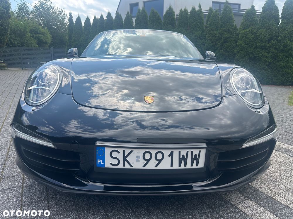 Porsche 911 Carrera 4 PDK Black Edition - 3