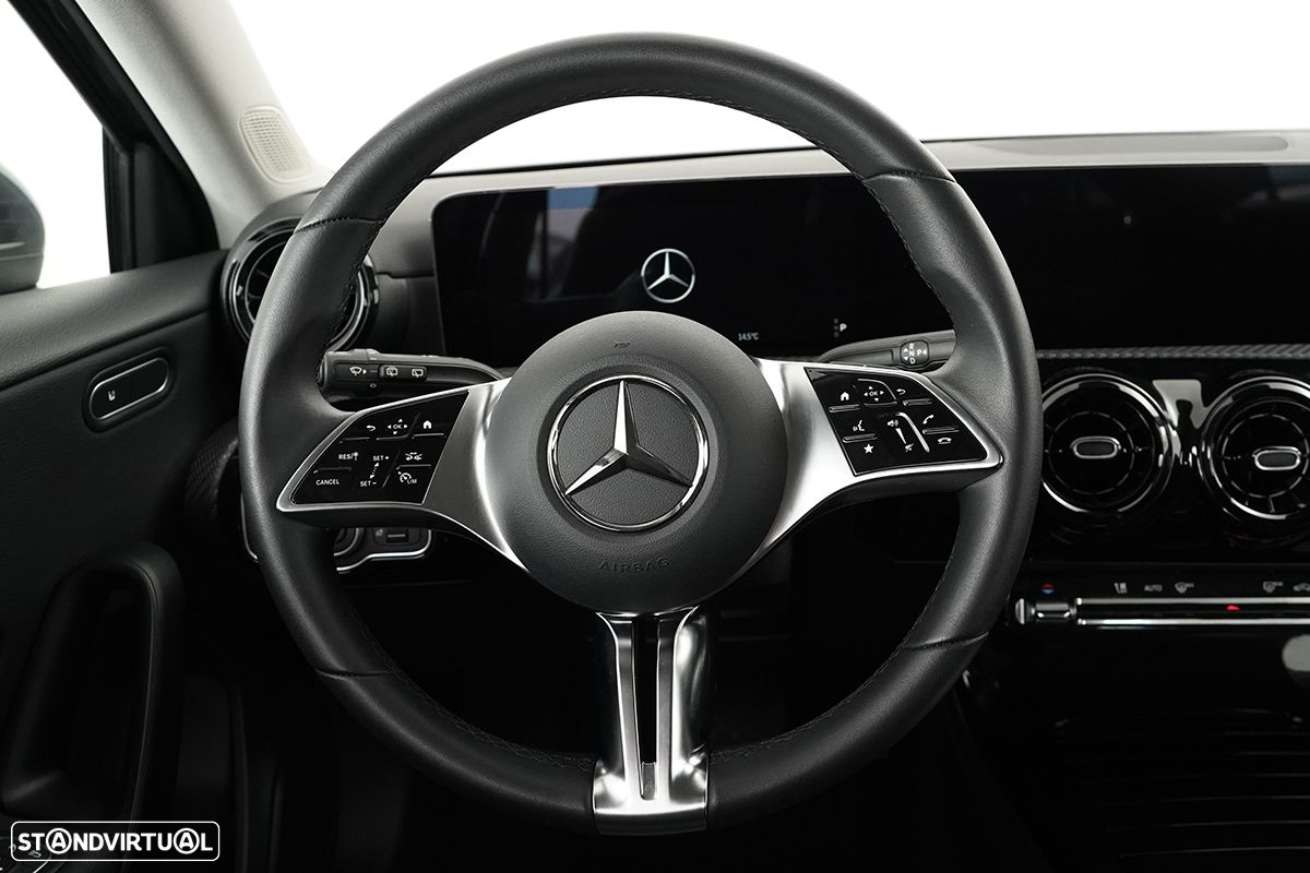 Mercedes-Benz A 200 Standard - 14