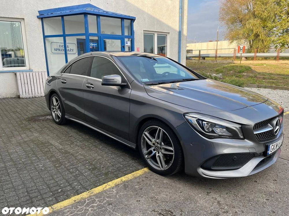 Mercedes-Benz CLA 220 4-Matic AMG Line