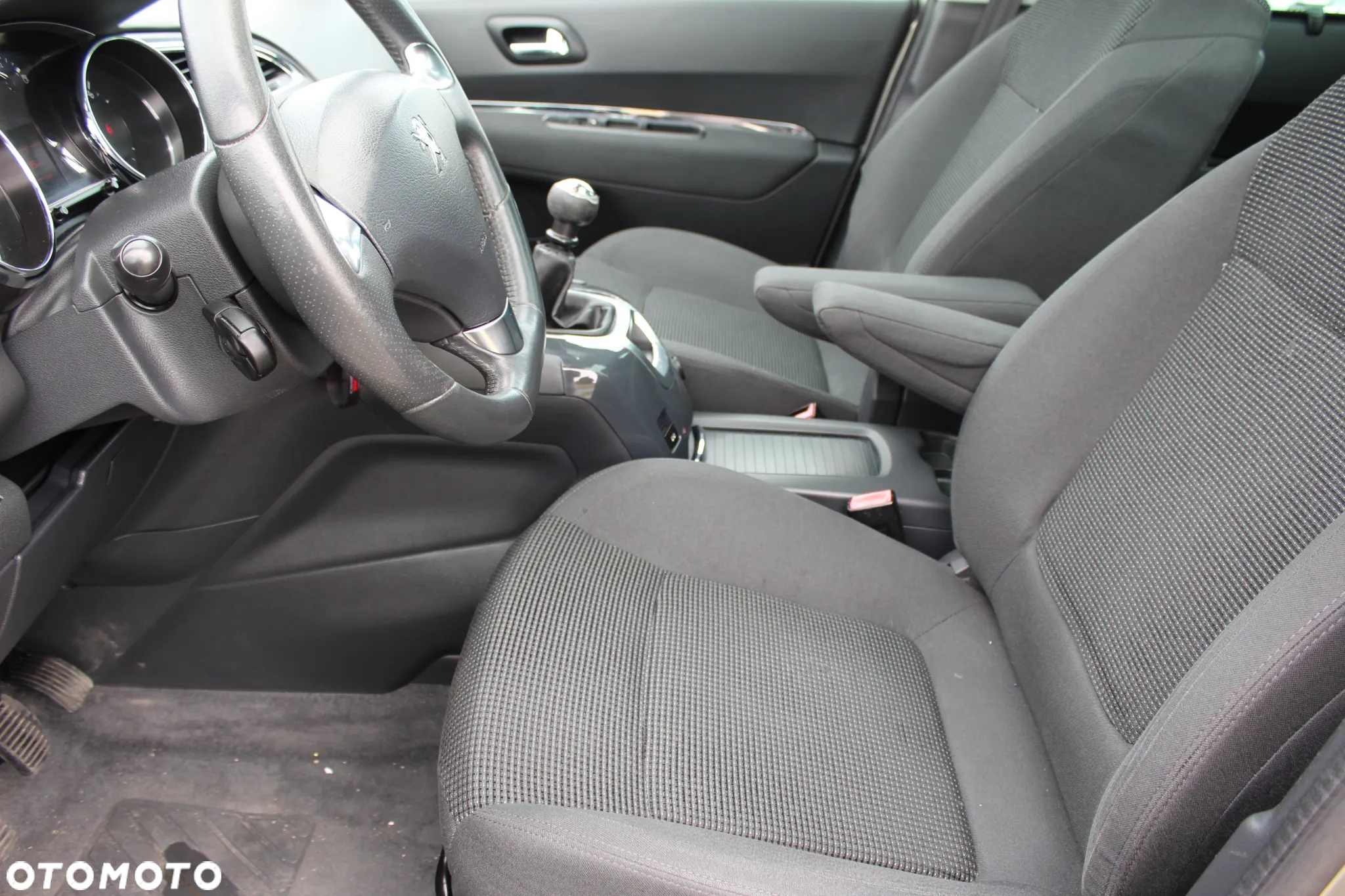 Peugeot 5008 2.0 BlueHDi Allure - 11