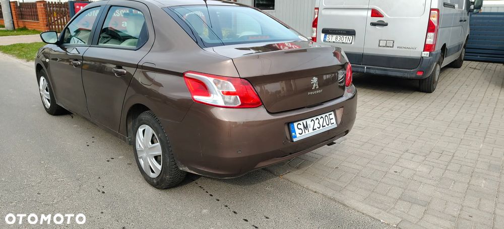 Peugeot 301 1.2 Pure Tech Active - 5