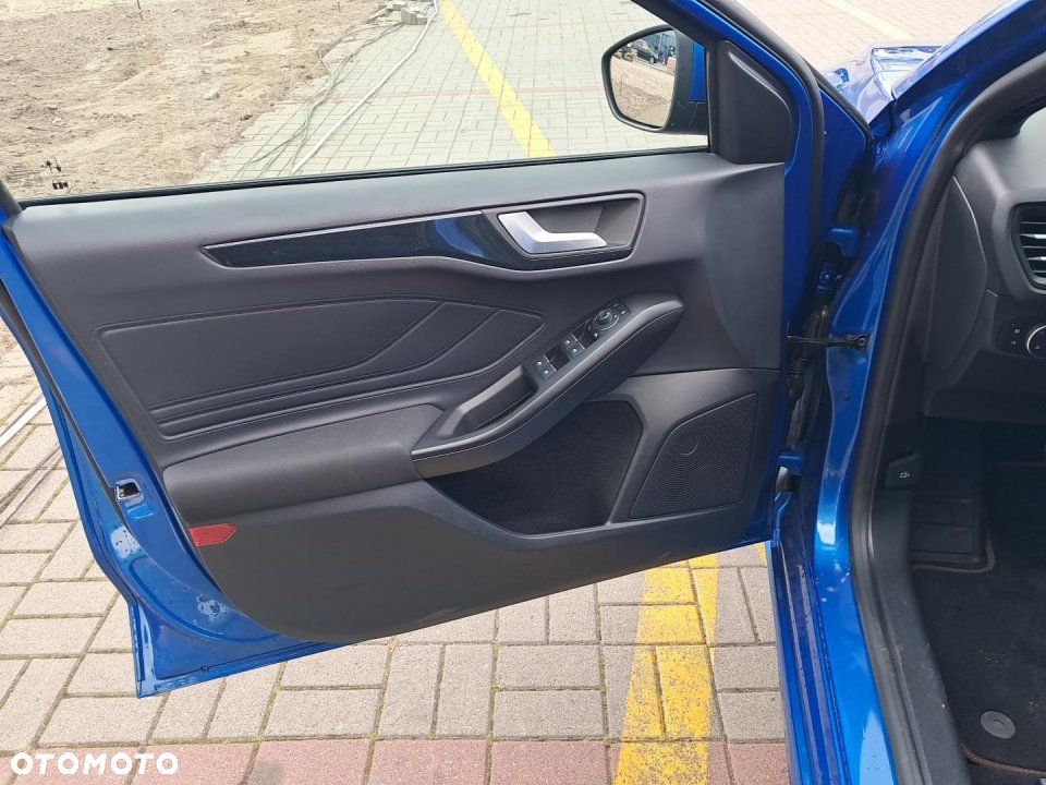 Ford Focus - 9