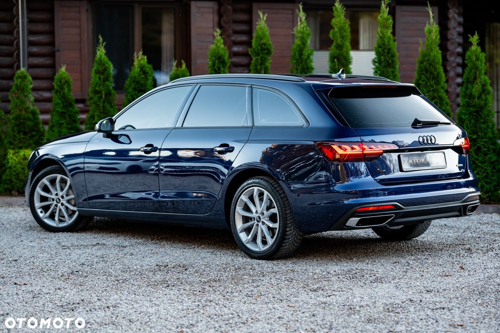 Audi A4 Avant 40 TDI quattro S tronic - 9