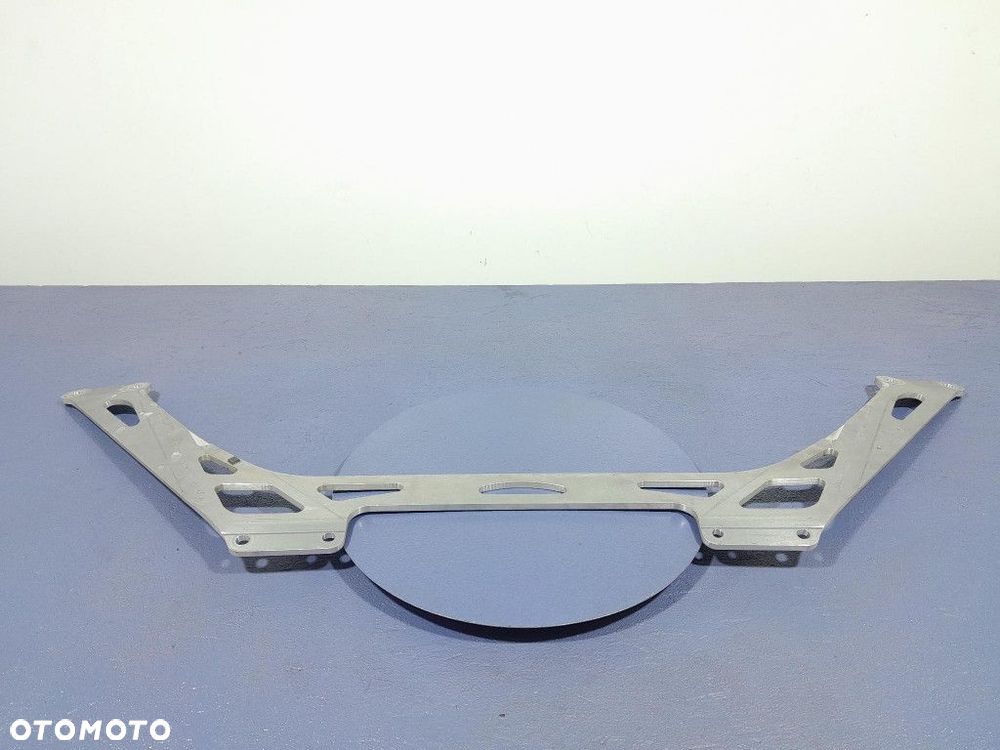 BMW M5 F90 G30 ROZPÓRKA KIELICHÓW WSPORNIK MOCOWANIE 8075677 - 1