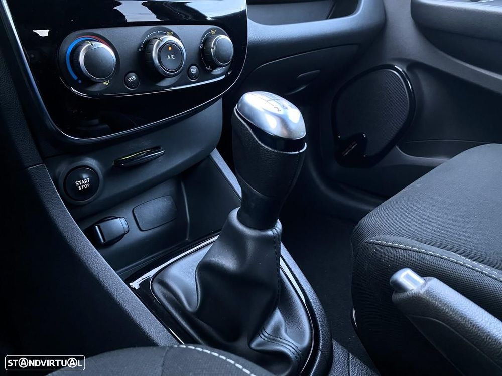 Renault Clio Sport Tourer 1.5 dCi Limited - 22