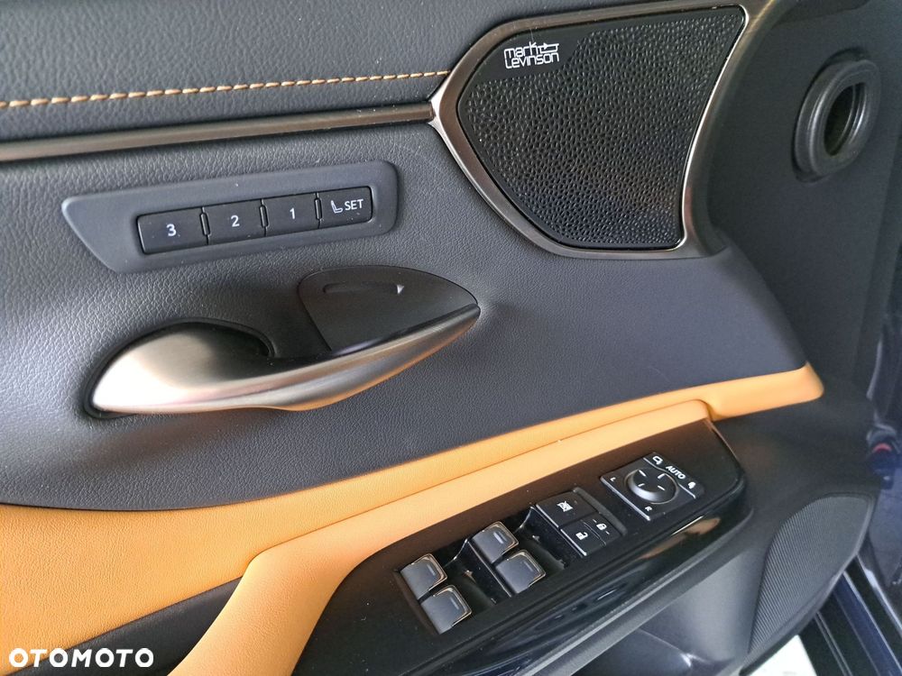 Lexus ES 300h Prestige - 40