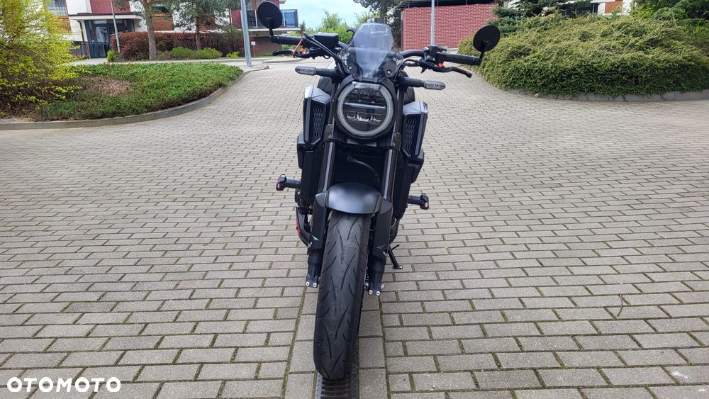 Honda CB - 3