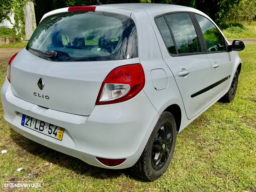 Renault Clio 1.5 dCi Dynamique S - 47