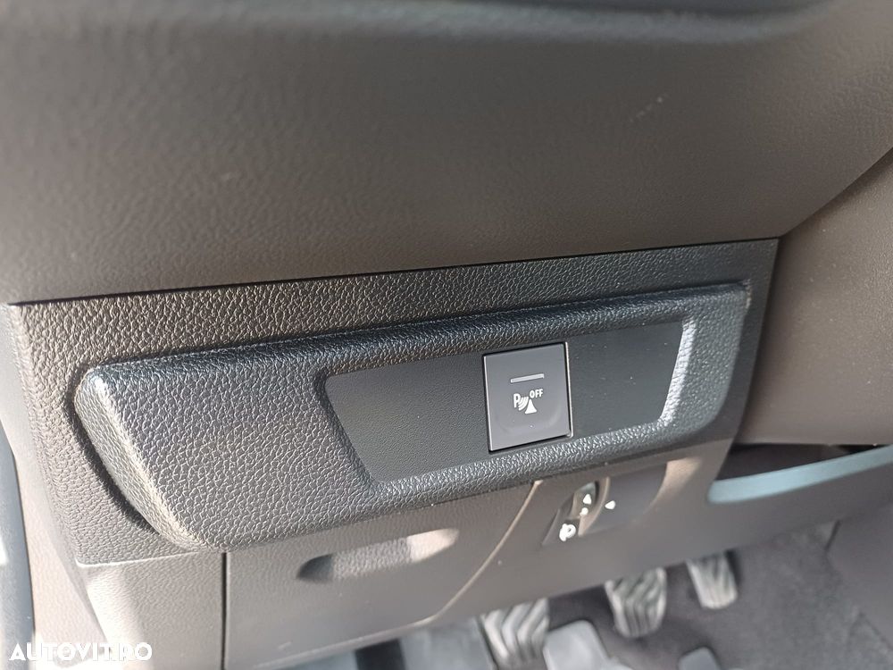 Dacia Sandero Stepway TCe 90 MT6 Comfort - 13