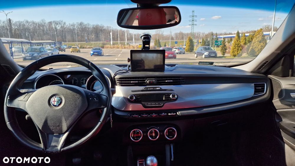 Alfa Romeo Giulietta - 12