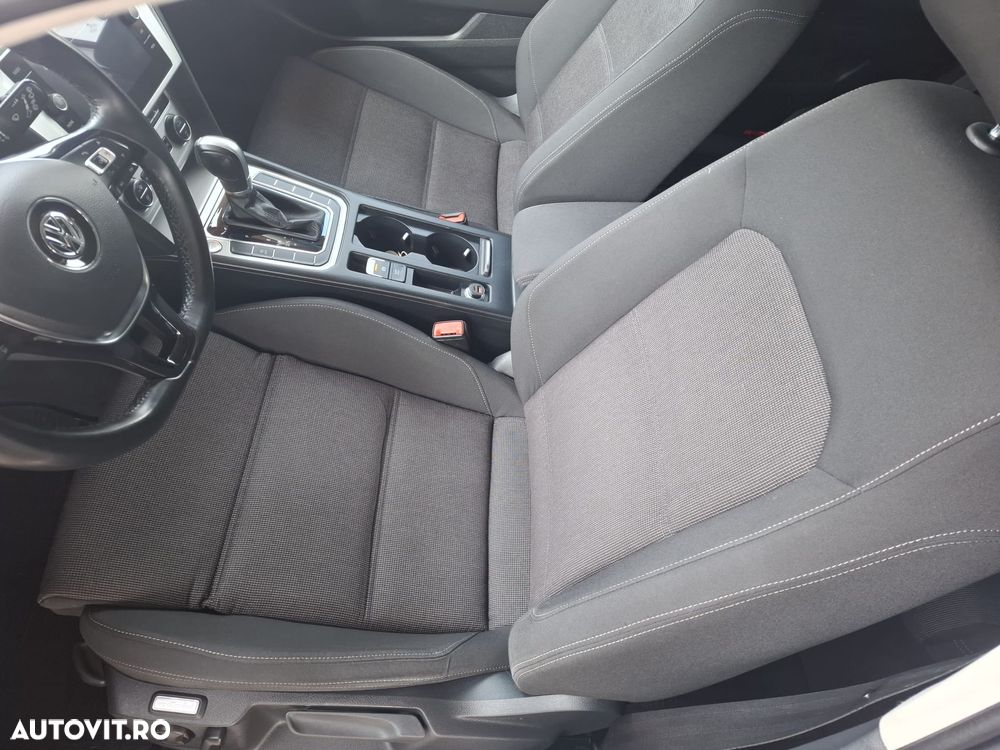 Volkswagen Passat 2.0 TDI DSG Comfortline - 10