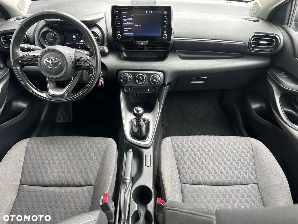 Toyota Yaris 1.5 Style - 24