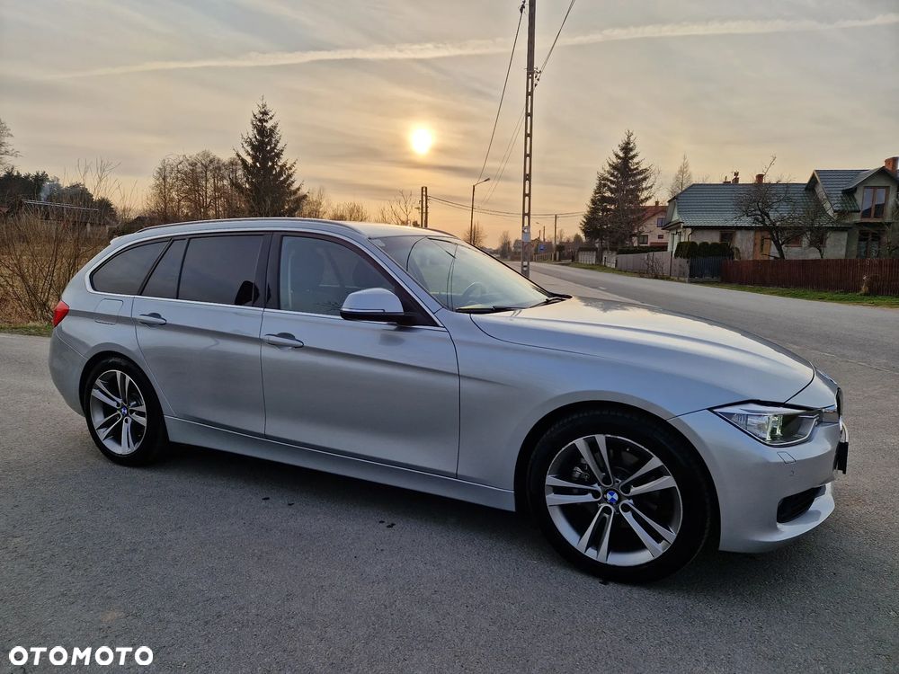 BMW Seria 3 320d xDrive - 11