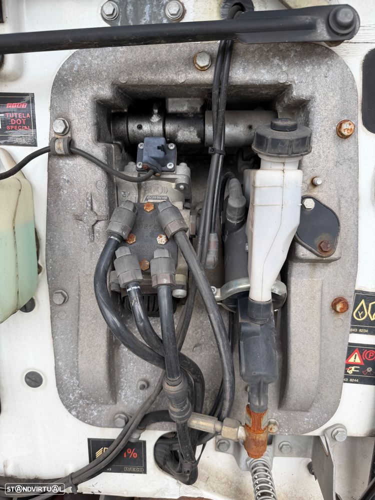 Iveco Tractor 75E17 - 33
