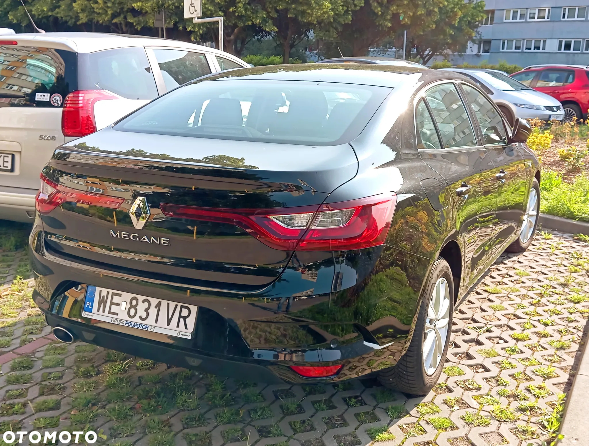 Renault Megane 1.5 Blue dCi Intens EDC - 11