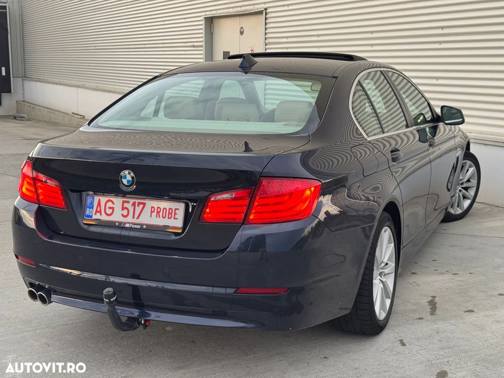 BMW Seria 5 520d Aut. Luxury Line - 8
