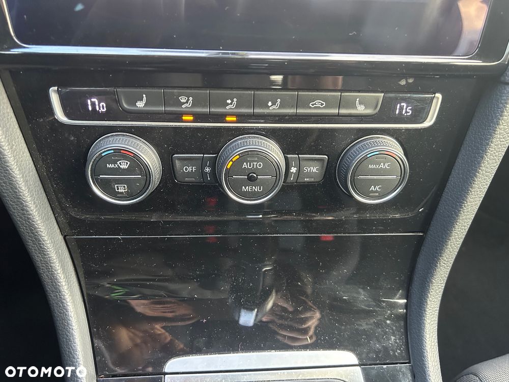 Volkswagen Golf VII 1.5 TSI BMT Evo Highline DSG - 26