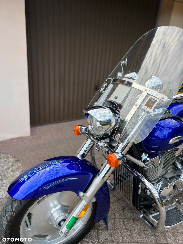 Honda VTX - 22