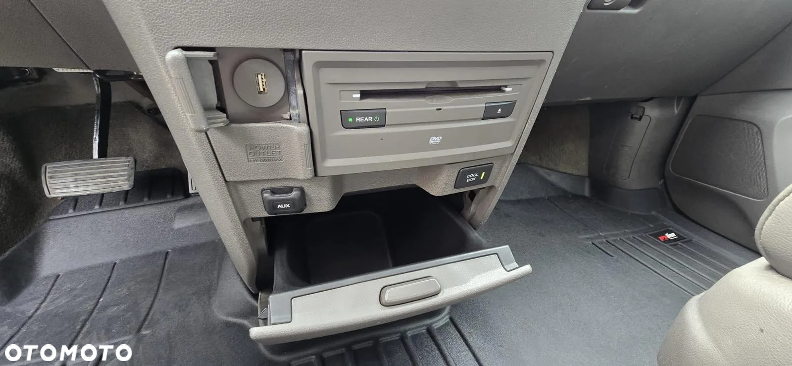 Honda Odyssey 3.5 LX - 14