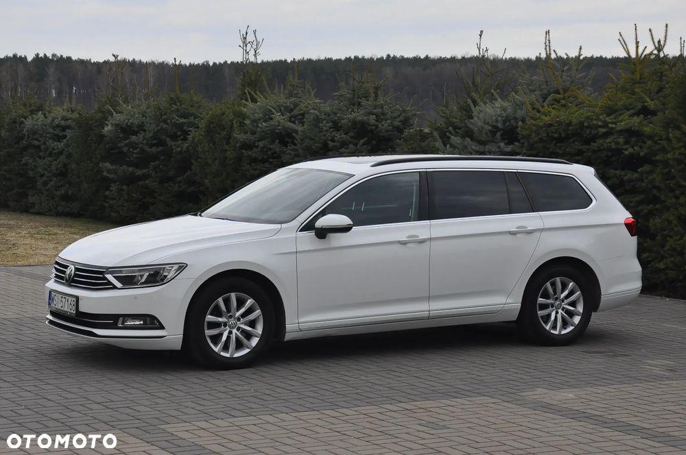 Volkswagen Passat - 4